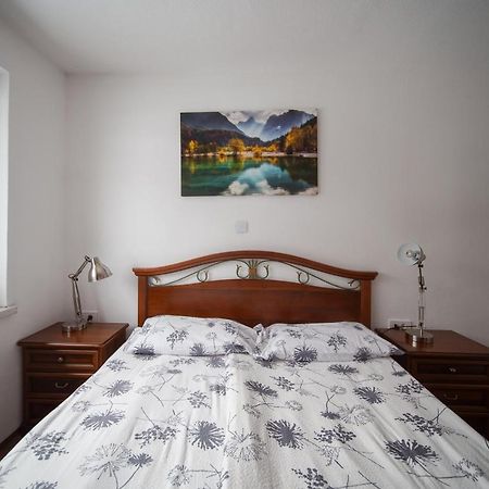 شقة Cozy Nest In The Heart Of كْرانْيِسكا غورا المظهر الخارجي الصورة