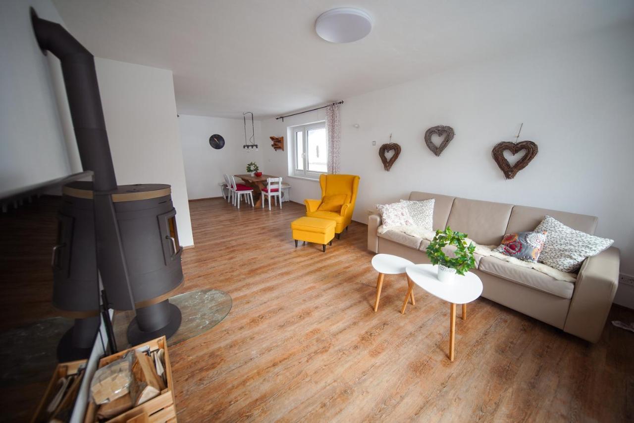 شقة Cozy Nest In The Heart Of كْرانْيِسكا غورا المظهر الخارجي الصورة